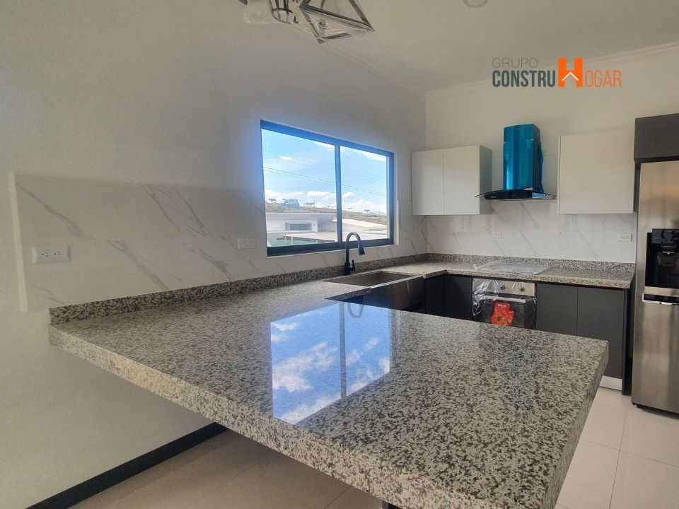 Grupo ConstruHogar - TEROS MGB200