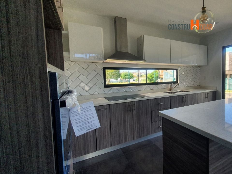 Grupo ConstruHogar - LEHA MB033