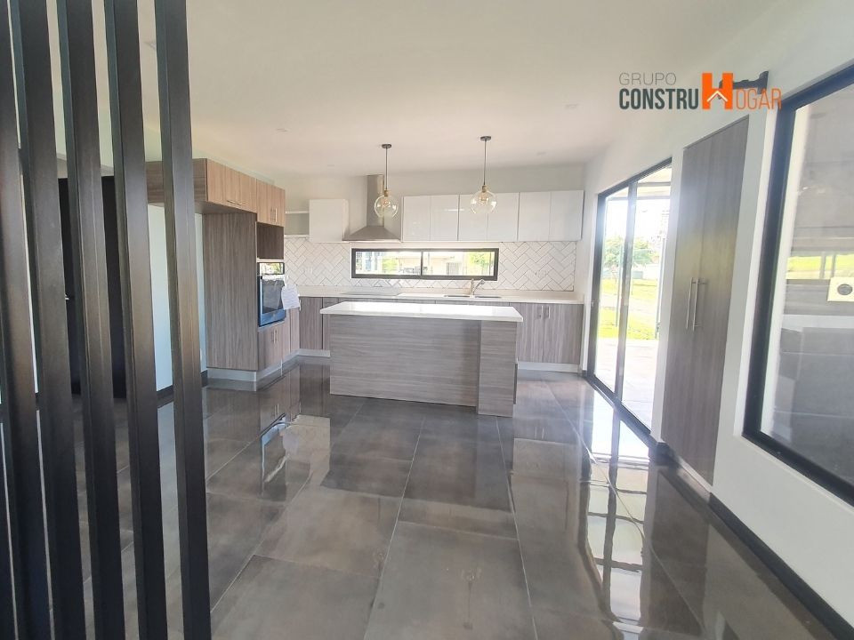 Grupo ConstruHogar - LEHA MB033